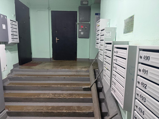 Продам трехкомнатную (3-комн.) квартиру, Голубинская ул, 15/10, Москва г