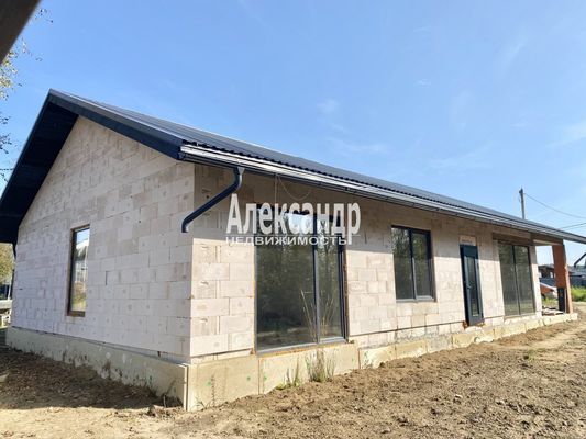 Продам дом в поселке Усадьба в Кавголово, 5-й (Усадьба в Кавголово тер.) проезд, Хиттолово массив, 29 км от города