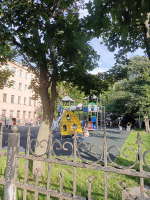 Продам двухкомнатную (2-комн.) квартиру, Колпинская ул, 15А, Санкт-Петербург г
