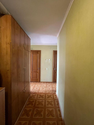 Продам трехкомнатную (3-комн.) квартиру, 40 лет Октября ул, 45к4, Белореченск г