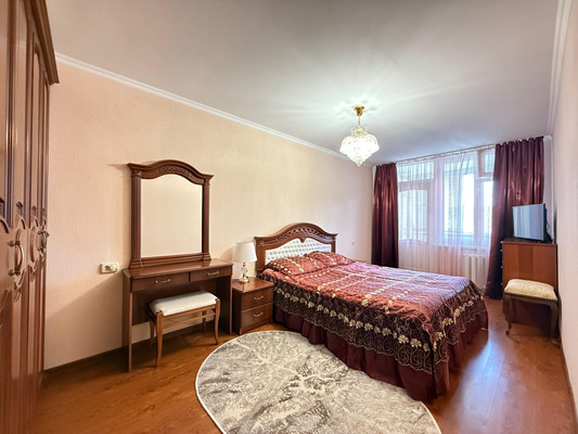 Продам многокомнатную квартиру, Кулиева пр-кт, 2кБ, Нальчик г