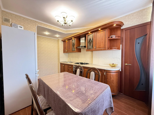 Продам многокомнатную квартиру, Кулиева пр-кт, 2кБ, Нальчик г
