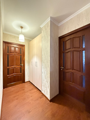 Продам многокомнатную квартиру, Кулиева пр-кт, 2кБ, Нальчик г