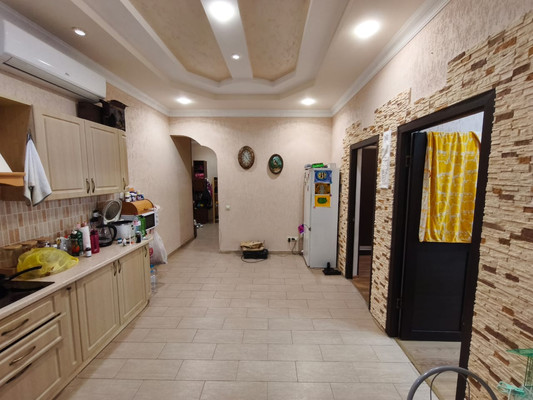 Продам трехкомнатную (3-комн.) квартиру, Калараша ул, 54Д, Туапсе г