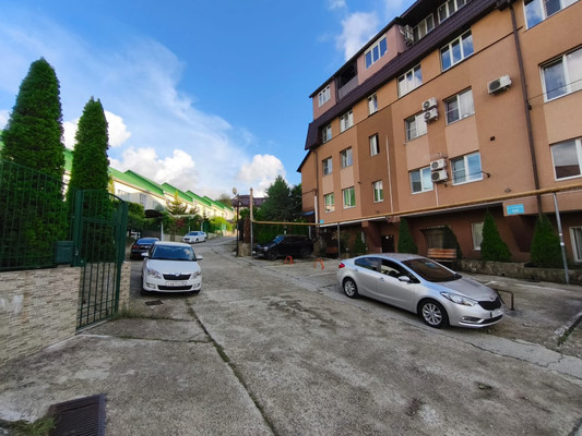 Продам трехкомнатную (3-комн.) квартиру, Калараша ул, 54Д, Туапсе г