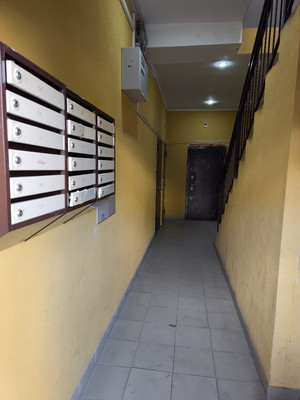 Продам трехкомнатную (3-комн.) квартиру, Калараша ул, 54Д, Туапсе г