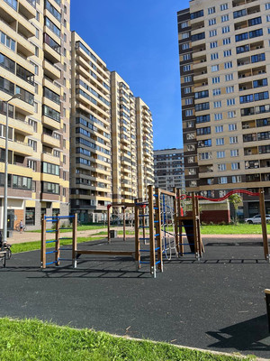 Продам двухкомнатную (2-комн.) квартиру, Шоссе в Лаврики ул, 70к2, Мурино п