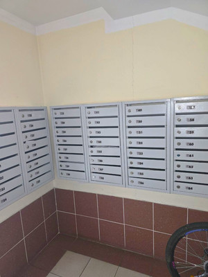 Продам трехкомнатную (3-комн.) квартиру, Цветочная ул, 1, Светлогорск г
