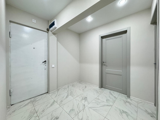 Продам трехкомнатную (3-комн.) квартиру, Ватутина ул, 31, Нальчик г