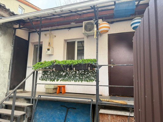 Продам многокомнатную квартиру, Крылова ул, 80, Симферополь г