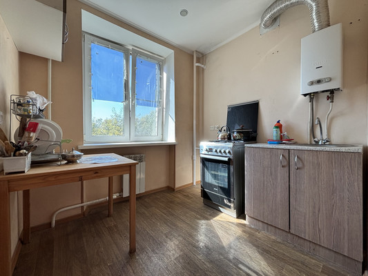 Продам двухкомнатную (2-комн.) квартиру, Центральная ул, 13А, Металлострой п