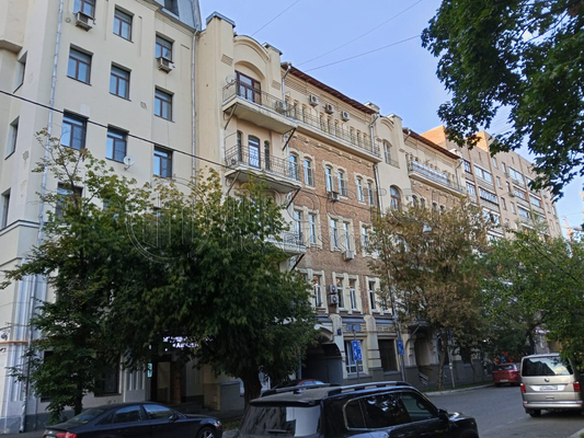 Продам трехкомнатную (3-комн.) квартиру, Тихвинский пер, 11, Москва г