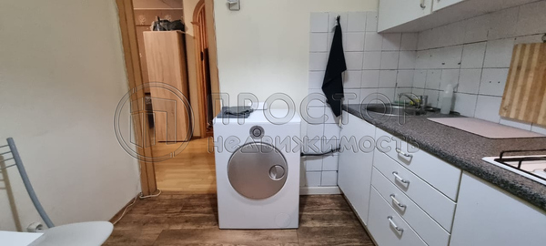 Продам однокомнатную (1-комн.) квартиру, Судостроительная ул, 49к3, Москва г