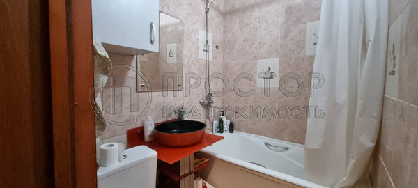 Продам однокомнатную (1-комн.) квартиру, Судостроительная ул, 49к3, Москва г