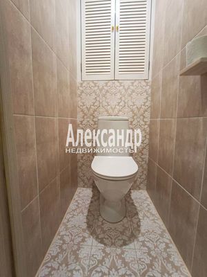 Продам трехкомнатную (3-комн.) квартиру, Ленина пр-кт, 9, Выборг г