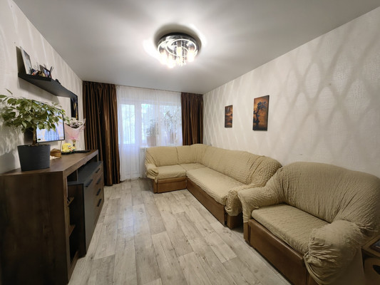 Продам трехкомнатную (3-комн.) квартиру, Восход ул, 3кА, Казань г