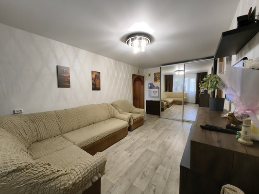 Продам трехкомнатную (3-комн.) квартиру, Восход ул, 3кА, Казань г