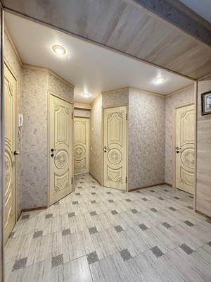 Продам трехкомнатную (3-комн.) квартиру, Лазо ул, 61, Нальчик г