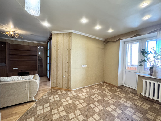 Продам двухкомнатную (2-комн.) квартиру, Красный Маяк ул, 104, Брянск г