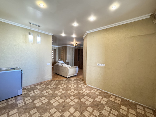 Продам двухкомнатную (2-комн.) квартиру, Красный Маяк ул, 104, Брянск г