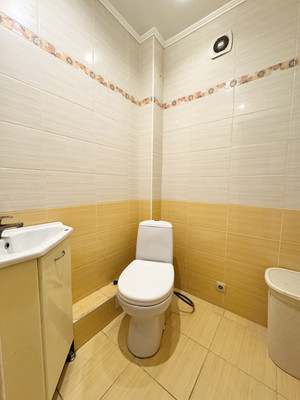 Продам двухкомнатную (2-комн.) квартиру, Красный Маяк ул, 104, Брянск г