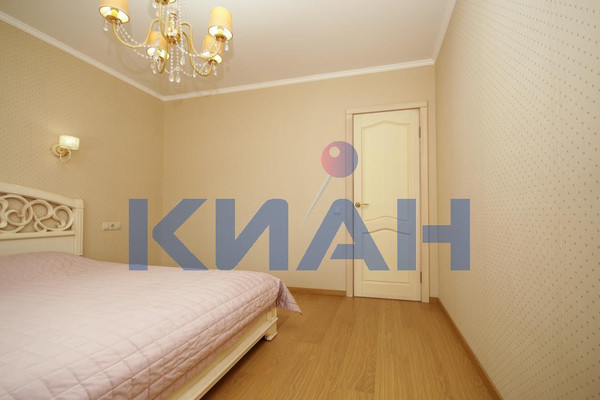 Сдам двухкомнатную (2-комн.) квартиру, 2-я Огородная ул, 24, Красноярск г