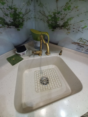 Продам двухкомнатную (2-комн.) квартиру, Лермонтова ул, 118, Анапа г