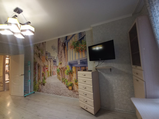 Продам двухкомнатную (2-комн.) квартиру, Лермонтова ул, 118, Анапа г