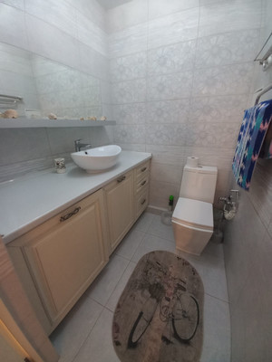 Продам двухкомнатную (2-комн.) квартиру, Лермонтова ул, 118, Анапа г