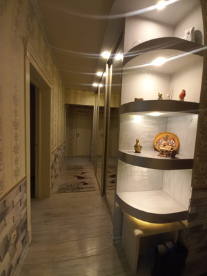 Продам двухкомнатную (2-комн.) квартиру, Лермонтова ул, 118, Анапа г