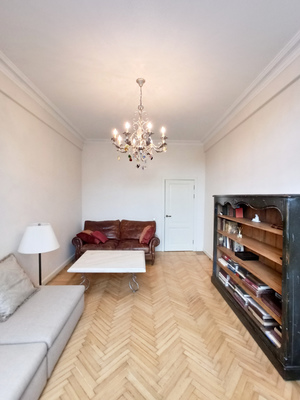 Продам трехкомнатную (3-комн.) квартиру, Большая Полянка ул, 1/3, Москва г