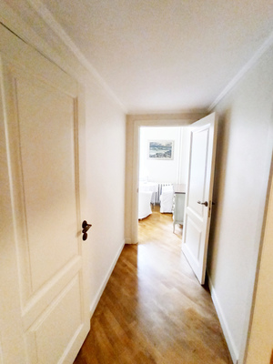 Продам трехкомнатную (3-комн.) квартиру, Большая Полянка ул, 1/3, Москва г