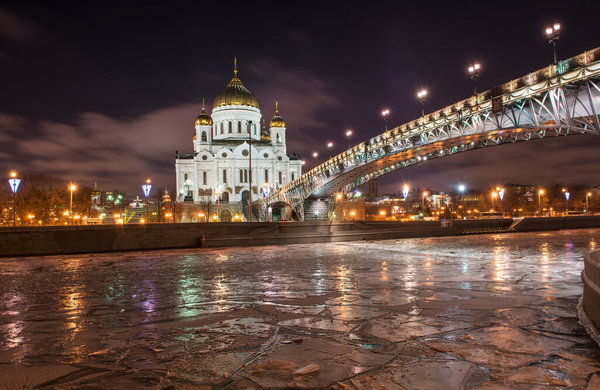 Продам трехкомнатную (3-комн.) квартиру, Большая Полянка ул, 1/3, Москва г