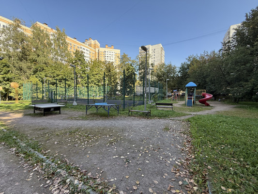 Продам двухкомнатную (2-комн.) квартиру, Рублёвское ш, 81к2, Москва г