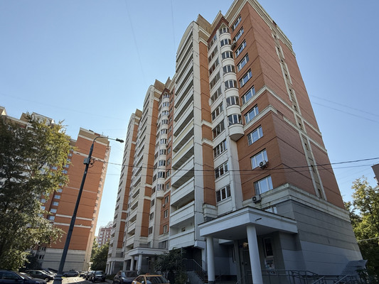 Продам двухкомнатную (2-комн.) квартиру, Рублёвское ш, 81к2, Москва г