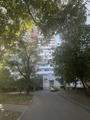 Продам двухкомнатную (2-комн.) квартиру, Скаковая ул, 34к4, Москва г