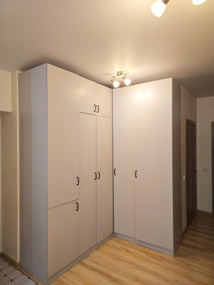 Продам двухкомнатную (2-комн.) квартиру, Артиллерийская ул, 87, Калининград г