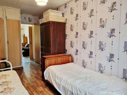 Продам двухкомнатную (2-комн.) квартиру, М.Горького ул, 4, Медвежьегорск г