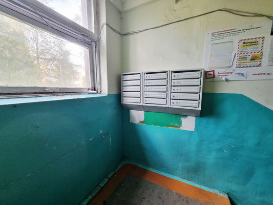 Продам двухкомнатную (2-комн.) квартиру, М.Горького ул, 4, Медвежьегорск г