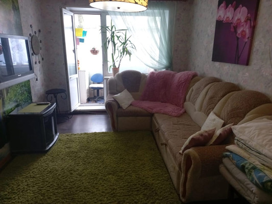 Продам однокомнатную (1-комн.) квартиру, Вингиссара пр-кт, 101, Волосово г