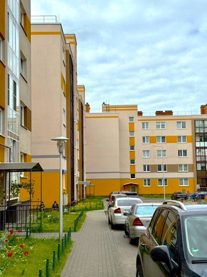 Продам двухкомнатную (2-комн.) квартиру, Тихая ул, 257, Калининград г
