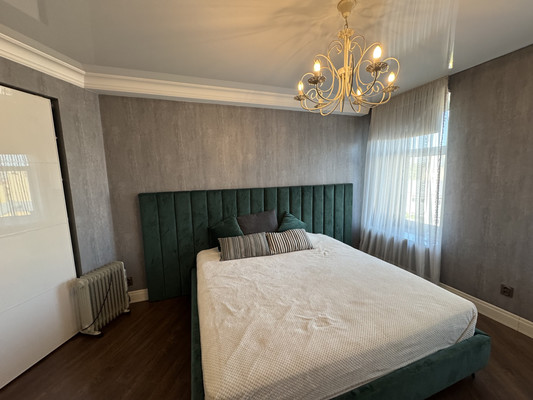 Продам трехкомнатную (3-комн.) квартиру, Гаванская ул, 4, Санкт-Петербург г