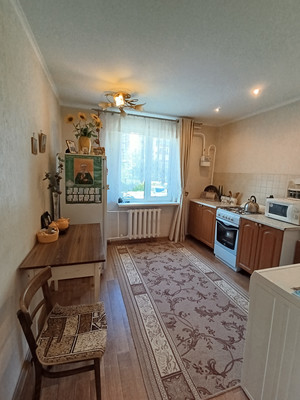 Продам двухкомнатную (2-комн.) квартиру, Ладожская ул, 164, Пенза г