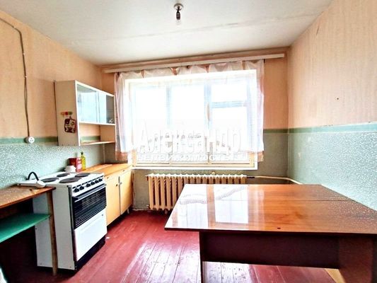 Продам двухкомнатную (2-комн.) квартиру, Новая ул, 2, Михалево п