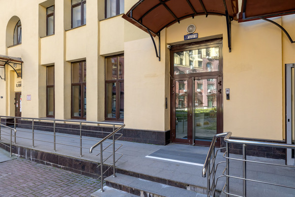 Продам однокомнатную (1-комн.) квартиру, Маршала Рыбалко ул, 2к6, Москва г
