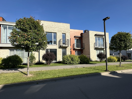 Продам таунхаус, Черничная ул, 62к1, Большое Свинорье д, 0 км от города