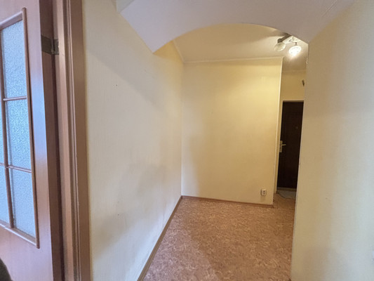 Продам однокомнатную (1-комн.) квартиру, Ленина ул, 24, Сыктывкар г