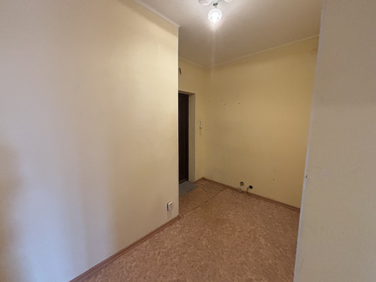 Продам однокомнатную (1-комн.) квартиру, Ленина ул, 24, Сыктывкар г