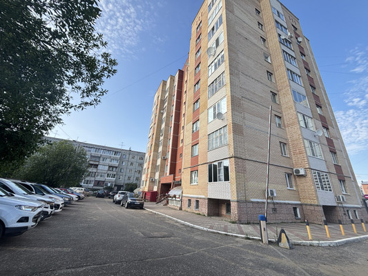 Продам однокомнатную (1-комн.) квартиру, Ленина ул, 24, Сыктывкар г