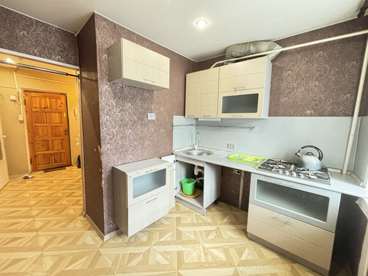 Продам двухкомнатную (2-комн.) квартиру, Коммунистическая ул, 88, Сыктывкар г
